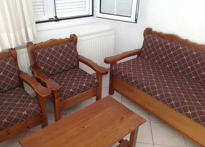 Steve Appartement Áno Garoúna